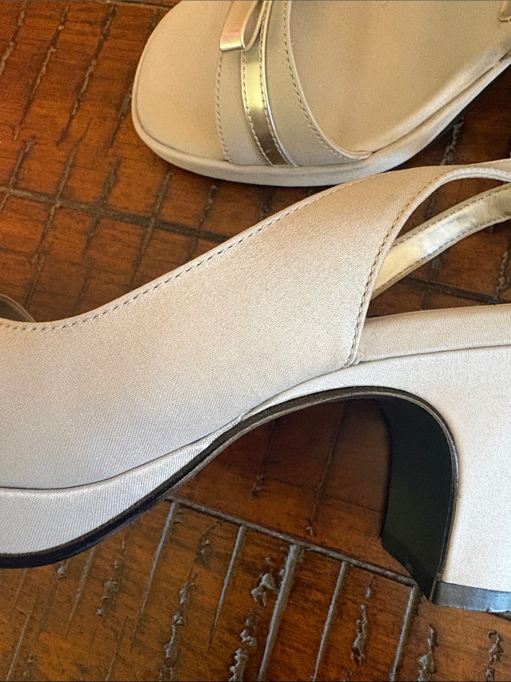 Unlisted by Kenneth Cole Silver Slingback Sandal Heels with Bow Detail - Picture 10 of 11